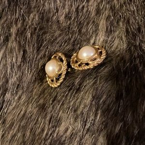 Monet clip earrings gold and pearl